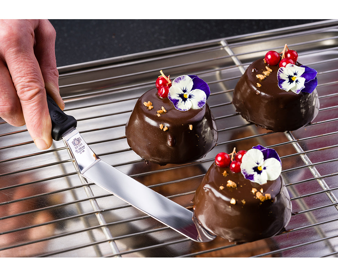 De Buyer FK Officium 12cm Mini Cranked Pastry Spatula